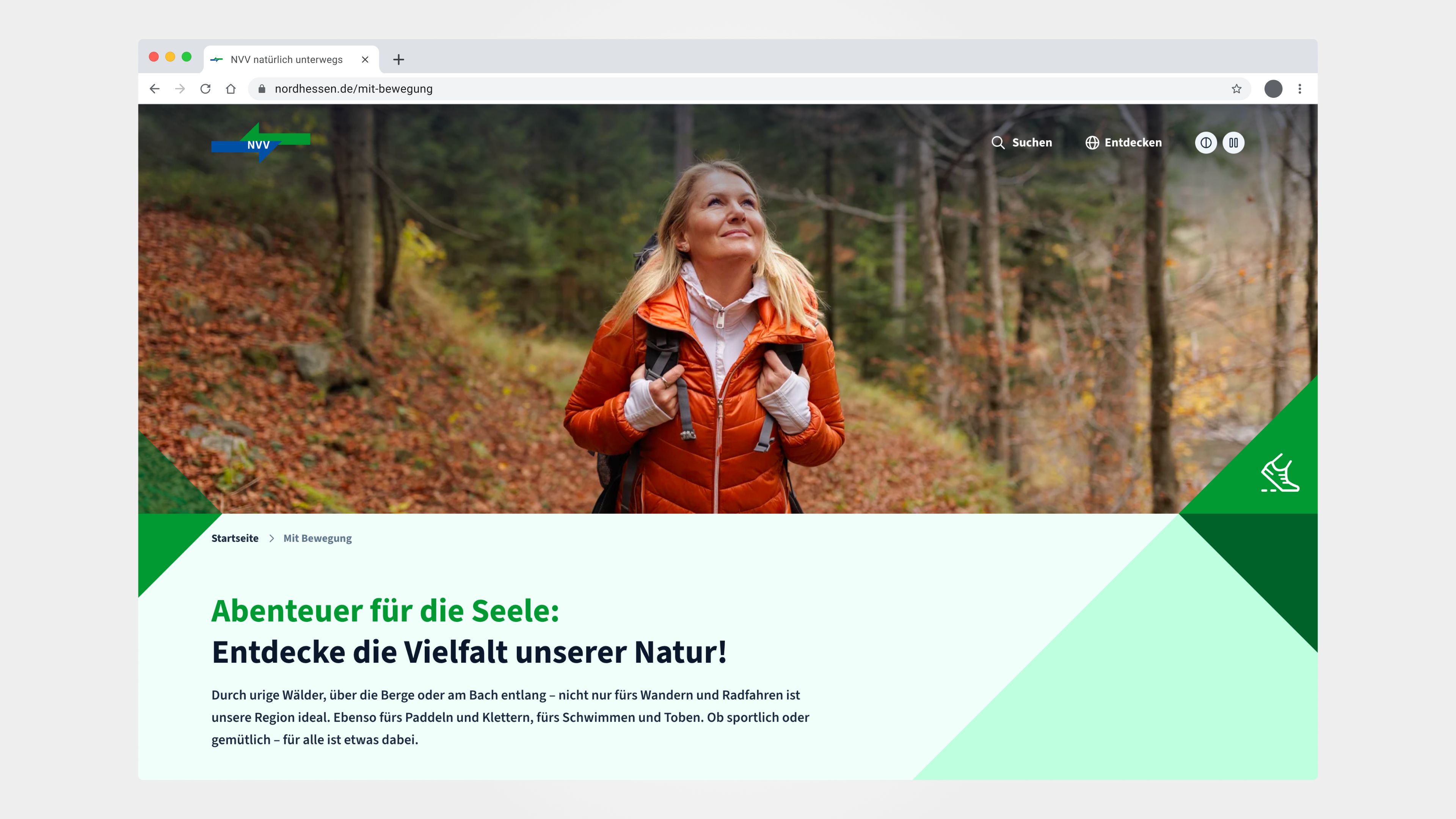 Rubrikseite „Mit Bewegung" mit Bühnenbild und Einleitung